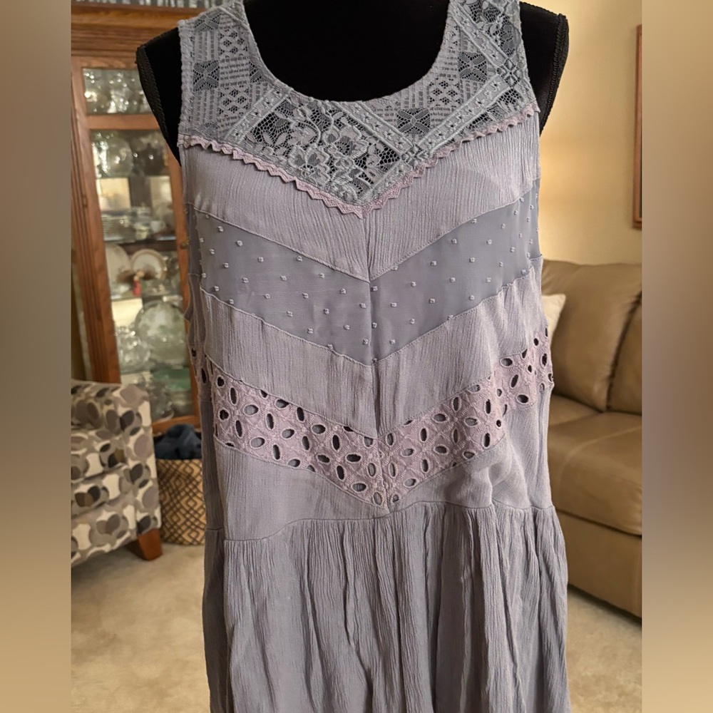 Elegant Lace and Eyelet Top Knox Rose L